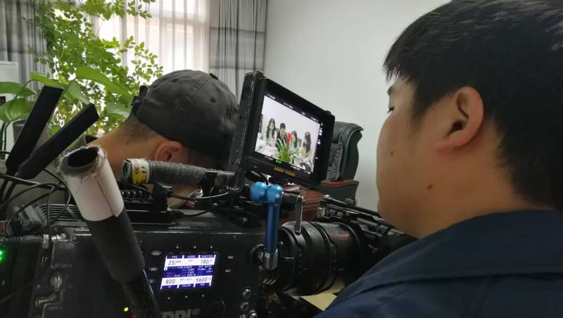 剧本杀式体验：头屯河区广告片拍摄公司构建沉浸式消费决策路径